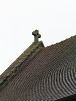 Marigny, Eglise romane, Croix de toit